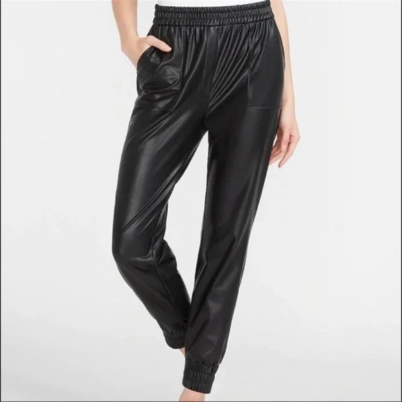 Express High Waisted Faux Leather Pull On Jogger Pants Women's Black Size M - Picture 1 of 5